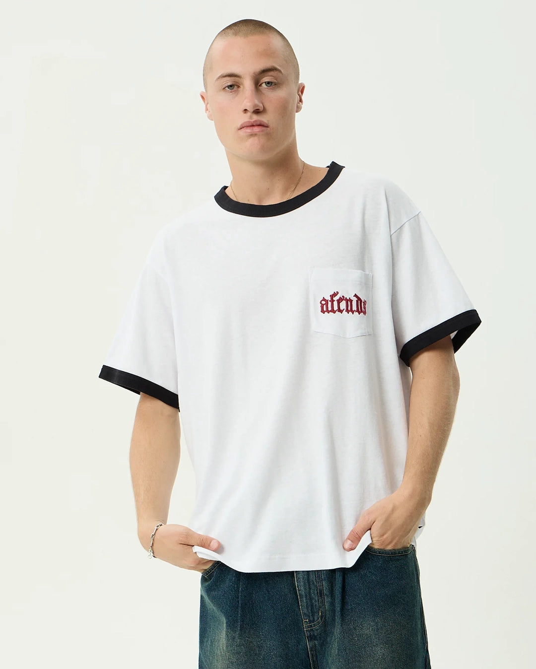 M261015-WHT_0359