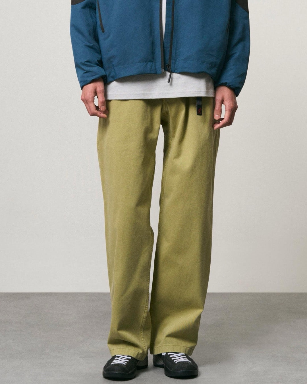 gramicci-pant-straight-fit-elm-pigment-01