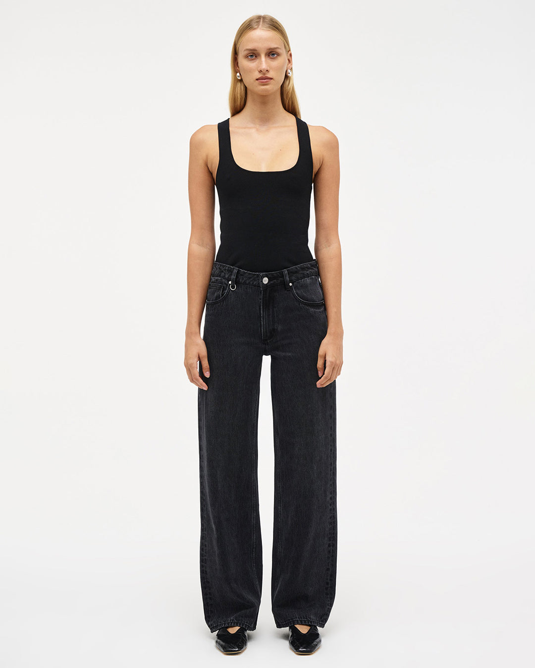 neuw-daria-baggy-cosmos-washed-black-01